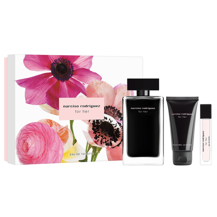 narciso rodriguez for her ギフトセット Amazon.com : Narciso Rodriguez 3-Piece Set for Her, (3.3 Oz